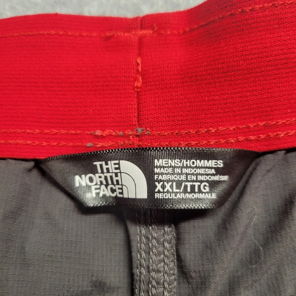 The North Face Mens XXL Class V Water Shorts Grey Red Waistband Nylon Hiking